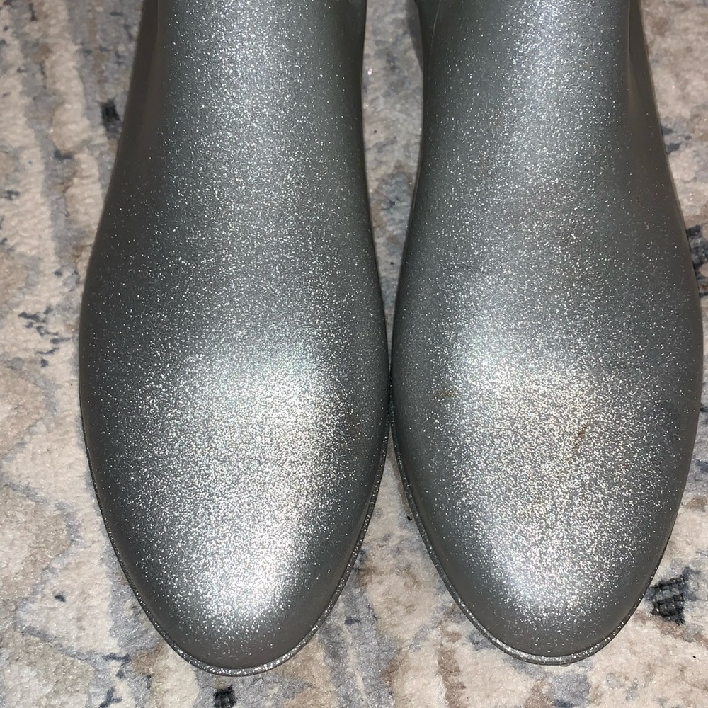 J.CREW women’s silver ankle rain BOOTS SIZE 7 - Picture 8 of 9